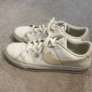 Nike Cream and White Casual Sneakers